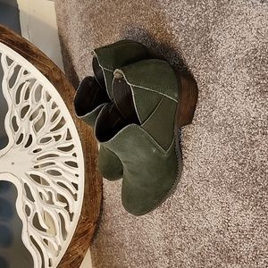 ⭐️5/$20⭐️Booties